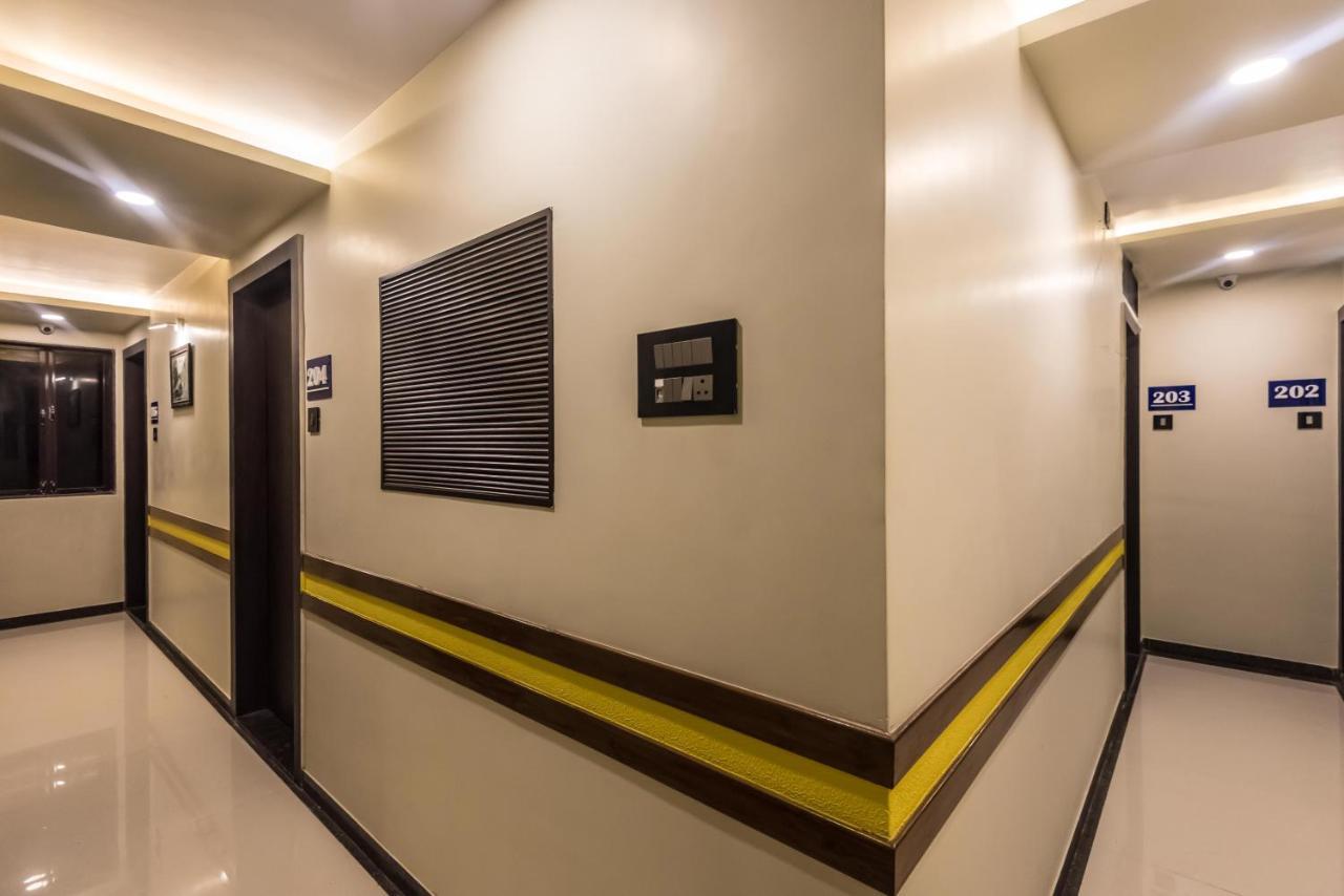 Atlas Grand Bed and breakfast Bombay